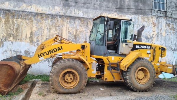 Pá Carregadeira Hyundai HL740-7 ano 2014