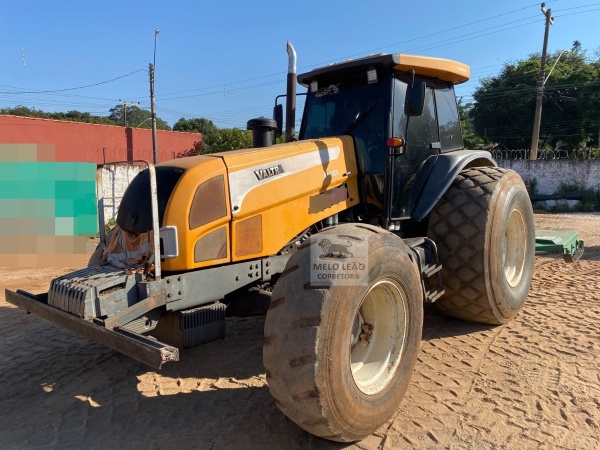 Trator Valtra BH 180 ano 2012