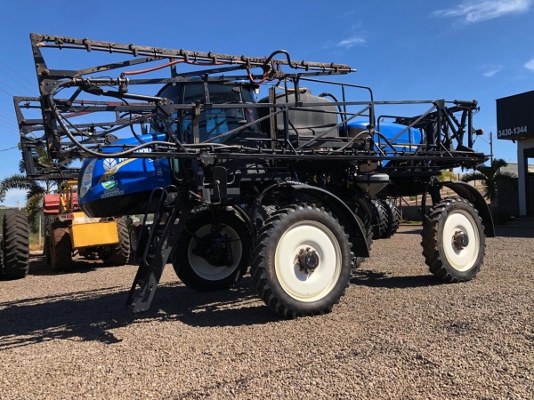 Pulverizador Autopropelido New Holland SP2500 ano 2015