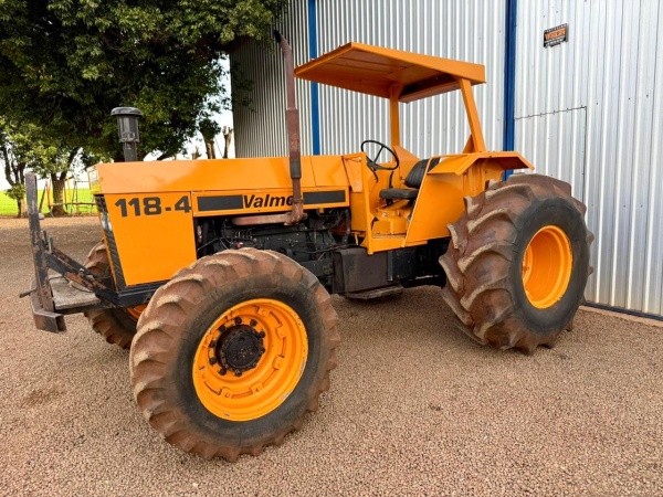 Trator Valmet 118