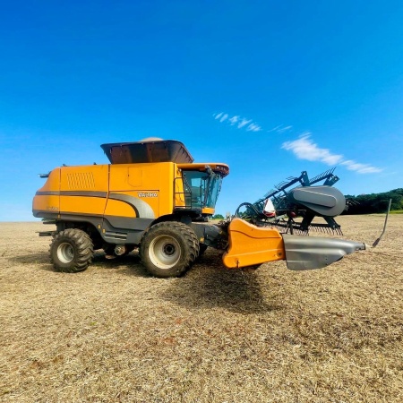 Colheitadeira Valtra BC 6800 ano 2018