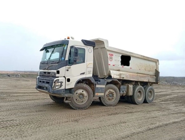 Caminhão Volvo FMX 500 ano 2023 - FMX 500 - Caminhões e Carretas
