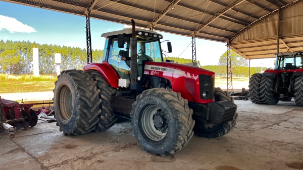 Trator Massey Ferguson MF 7415 ano 2016