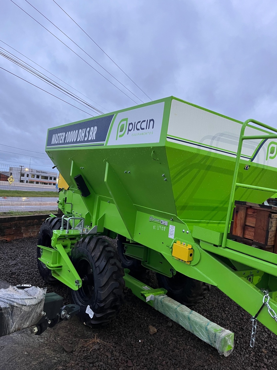 Distribuidor Piccin Master 10000 D ano 2025