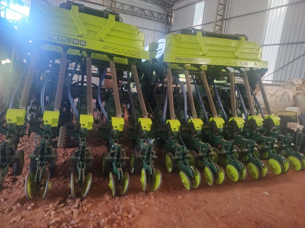 Plantadeira KF Hyperplus SS ano 2020