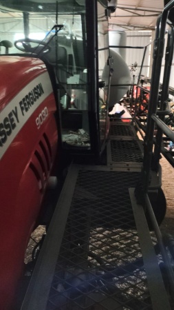 Pulverizador Autopropelido Massey Ferguson MF 9030 ano 2013