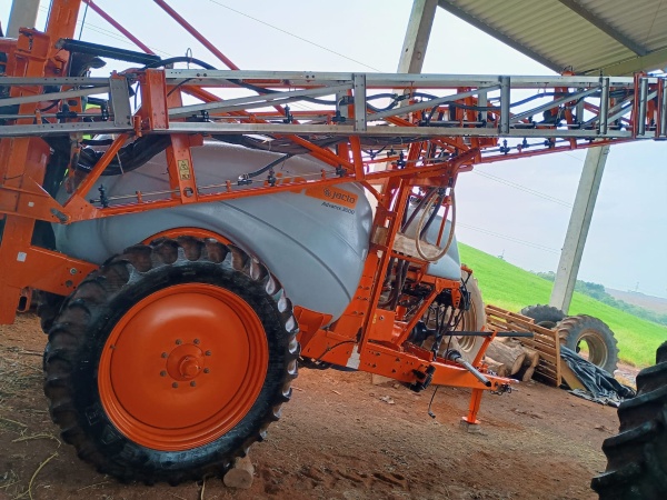 Pulverizador Jacto Advance 3000 AM24 ano 2018