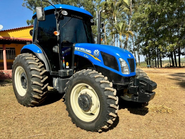 Trator New Holland TL 5.80 ano 2023