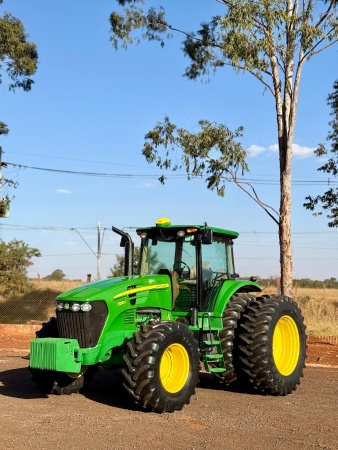 Trator John Deere 7230 J ano 2018