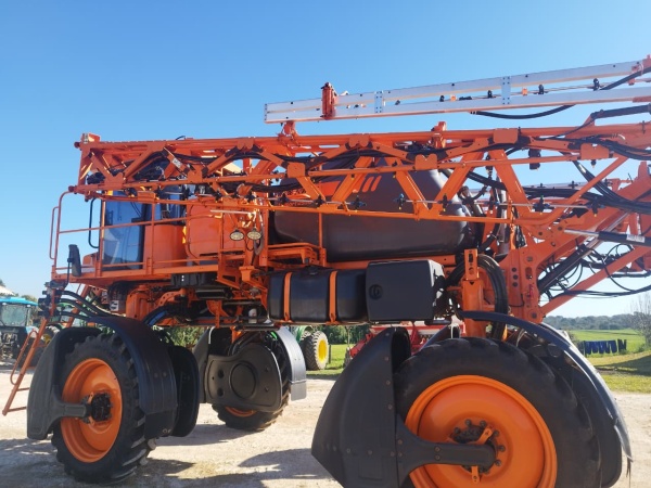 Pulverizador Autopropelido Jacto Uniport 2530 ano 2020
