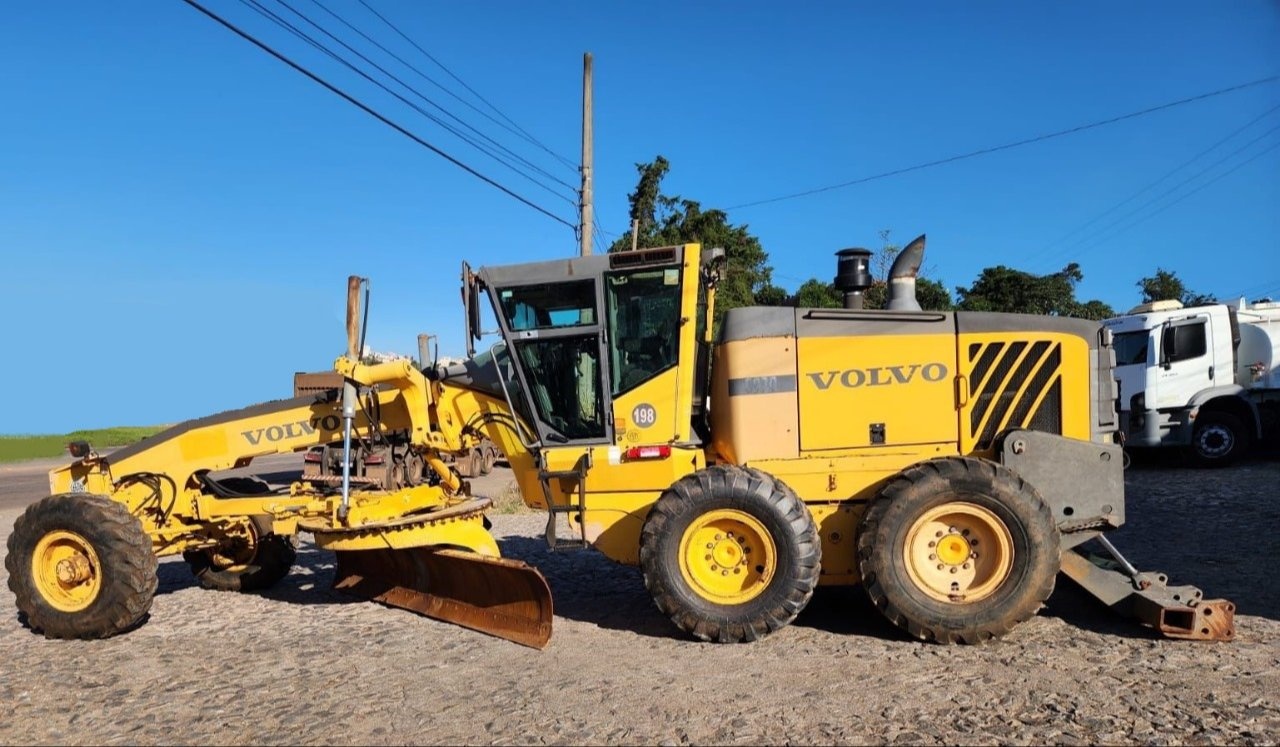 Motoniveladora Volvo G930 ano 2014