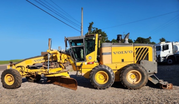 Motoniveladora Volvo G930 ano 2014