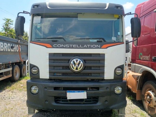 Caminhão Volkswagen Constellation 33.480 ano 2023