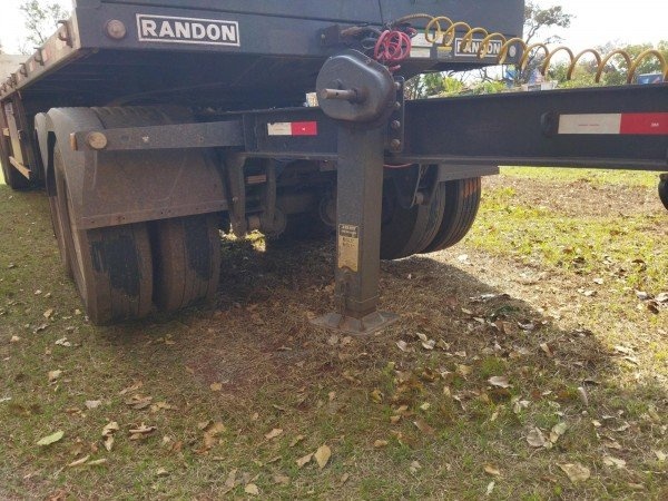 Carroceria Randon Semirreboque Rodotrem Graneleiro Randon - 2022 ano 2021