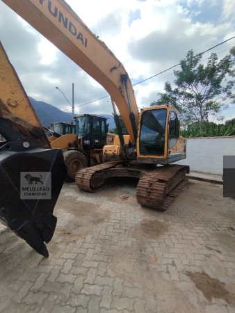 Escavadeira Hyundai R 220LC-9SB ano 2019