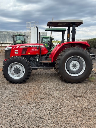 Trator Massey Ferguson MF 4307 ano 2021