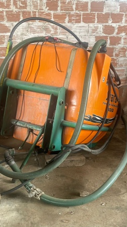 Pulverizador Stara Titan 1200 ano 2012