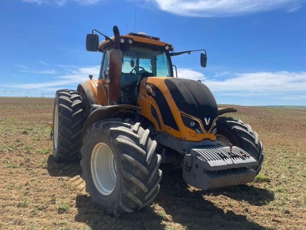 Trator Valtra T250 CVT ano 2019