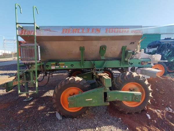 Distribuidor Stara HERCULES 10.000 ano 2015