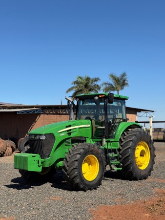 Trator John Deere 7230 J ano 2021