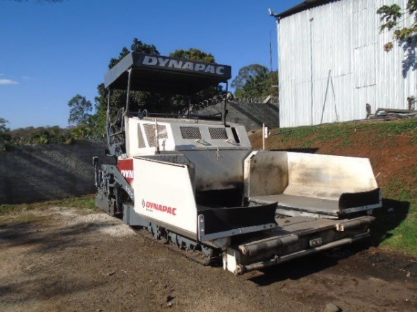 Rolo Compactador Dynapac CA250 ano 2002