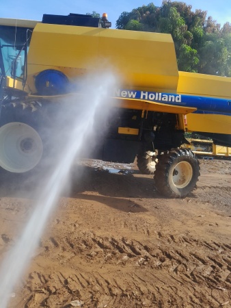 Colheitadeira New Holland NH5090 ano 2012