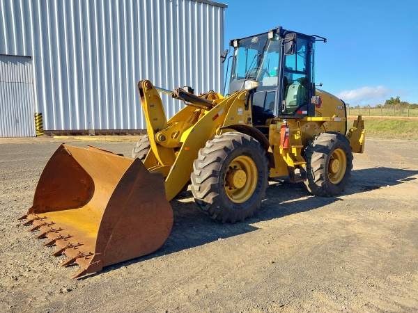 Pá Carregadeira Caterpillar 920K ano 2020