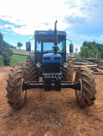 Trator New Holland 7630 ano 2004