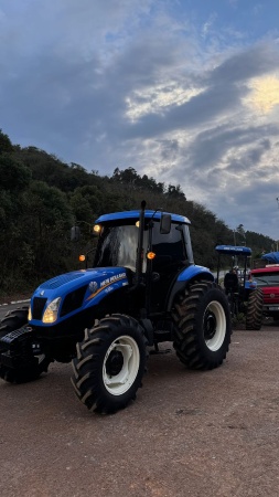 Trator New Holland TL 5.80 ano 2021