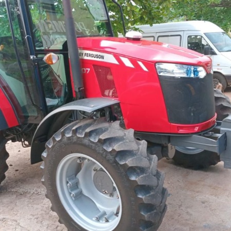 Trator Massey Ferguson 4707 4x4 ano 2020