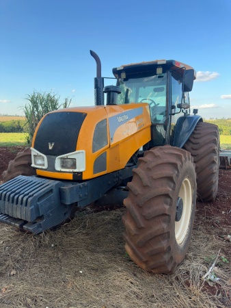 Trator Valtra BH205i ano 2010
