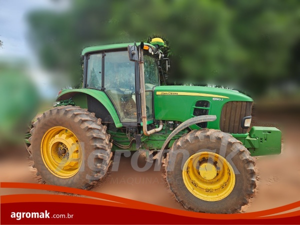Trator John Deere 6190J ano 2019