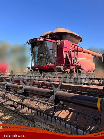 Colheitadeira Case Axial – Flow 7130 ano 2017