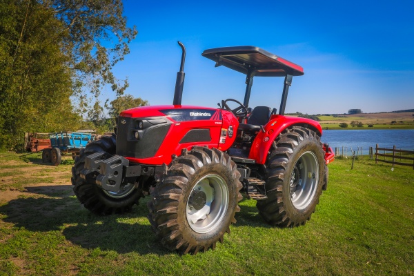 Trator Mahindra 7095 ano 2025