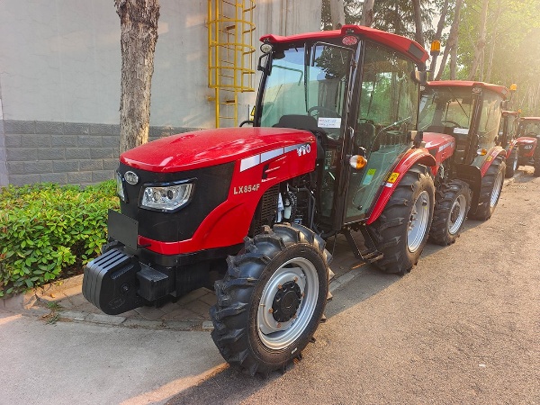 Trator Yto LX854F ano 2026