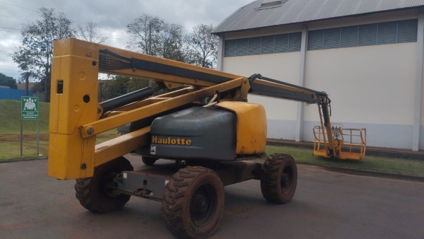 Plataforma HAULOTTE HA 260PX ano 2010