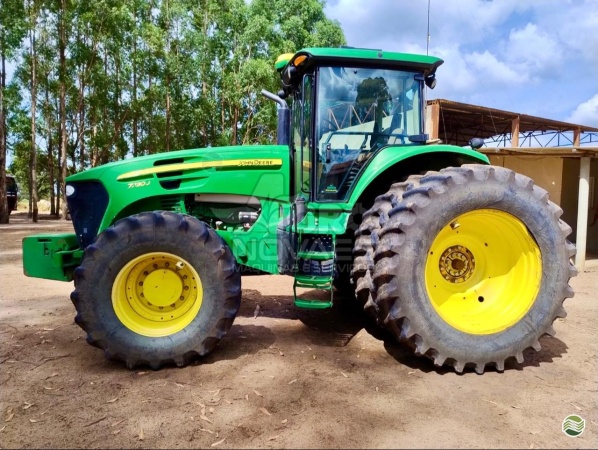 Trator John Deere 7230J ano 2020 - 7230J - Máquinas Agrícolas