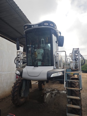 Pulverizador Autopropelido Jan power jet 2500 ano 2014