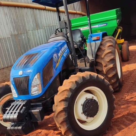 Trator New Holland TL 75E ano 2014