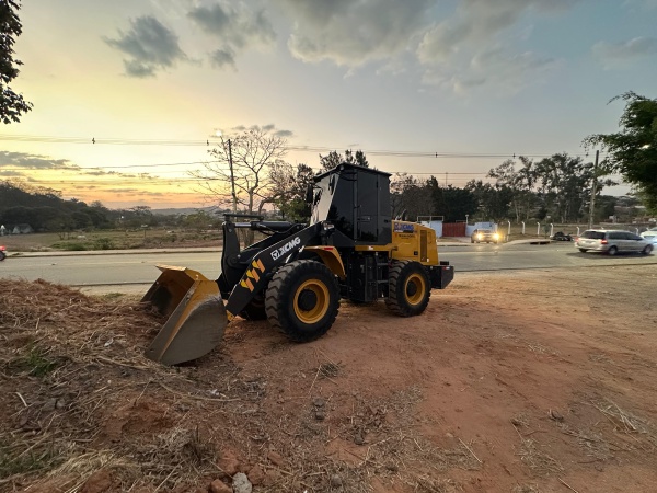 Pá Carregadeira XCMG LW300KV ano 2025