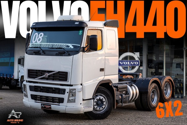 Caminhão Volvo FH 440 ano 2008