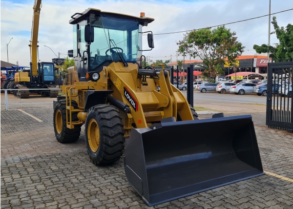 Pá Carregadeira LOVOL FL920H ano 2025
