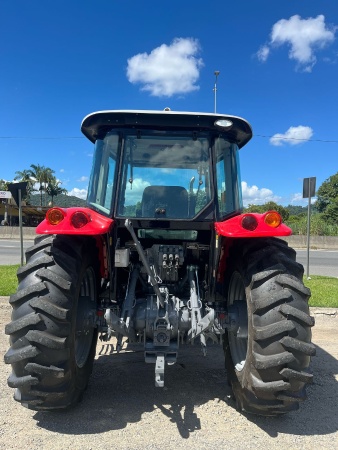 Trator Massey Ferguson 4290 Turbo ano 2014