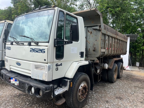 Caminhão Ford CARGO 2626 ano 2006