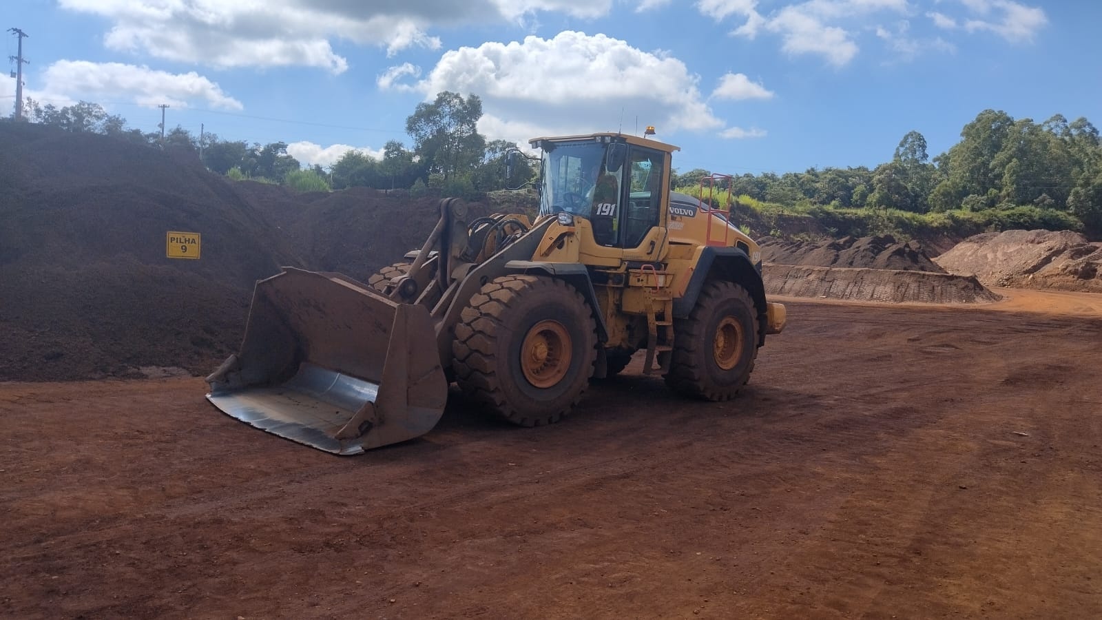 Pá Carregadeira Volvo L150H ano 2020