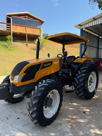Trator Valtra A750 ano 2016