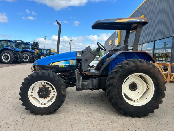 Trator New Holland TL 75E ano 2009