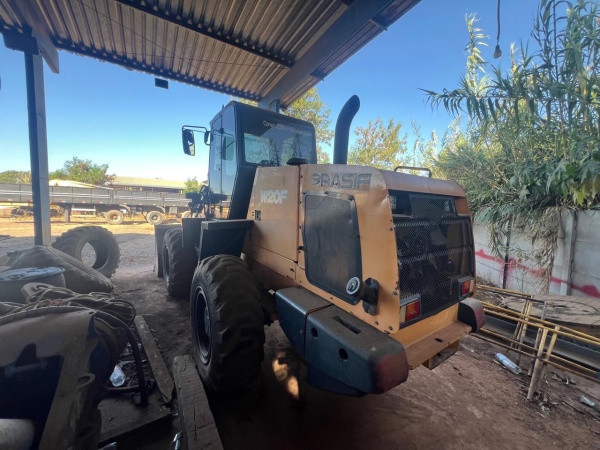 Pá Carregadeira Case W20F ano 2020