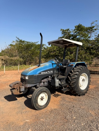 Trator New Holland TL.70 ano 2001