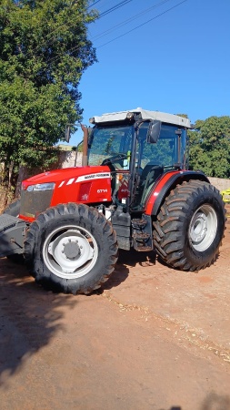 Trator Massey Ferguson 6714 ano 2022